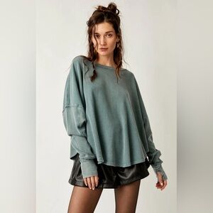 NWT Free People Microphone Drop Thermal